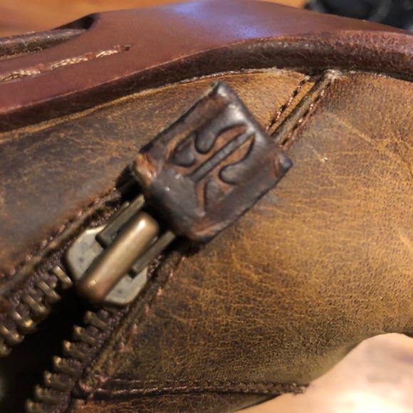 Frye villager lace up heeled leather boots! - Picture 7 of 8